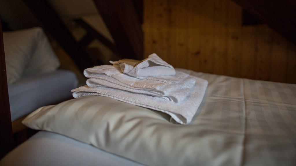Hotel Untertor By Maier - Self-Check-In อัลท์ชเตทเทน ภายนอก รูปภาพ