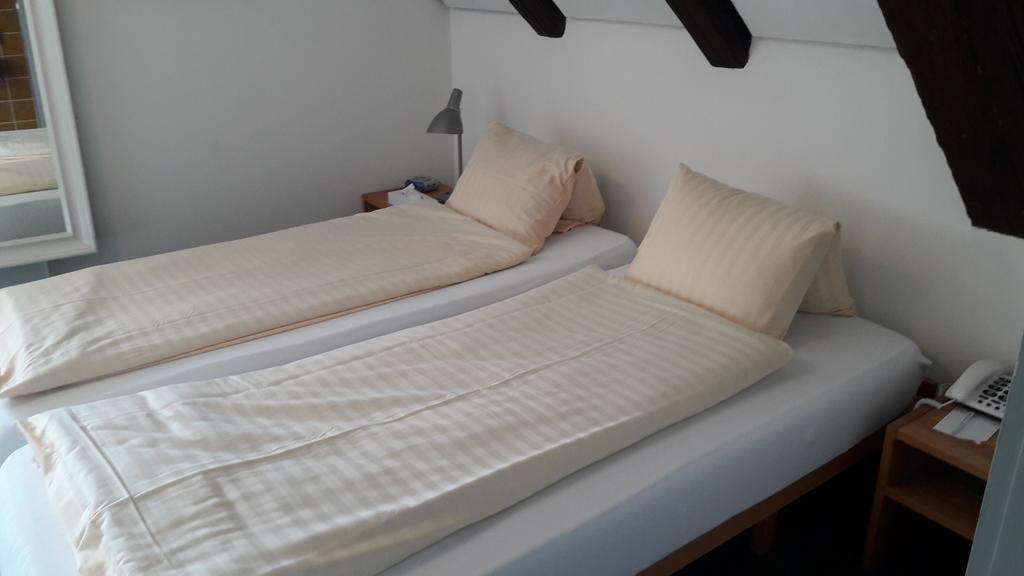 Hotel Untertor By Maier - Self-Check-In อัลท์ชเตทเทน ภายนอก รูปภาพ