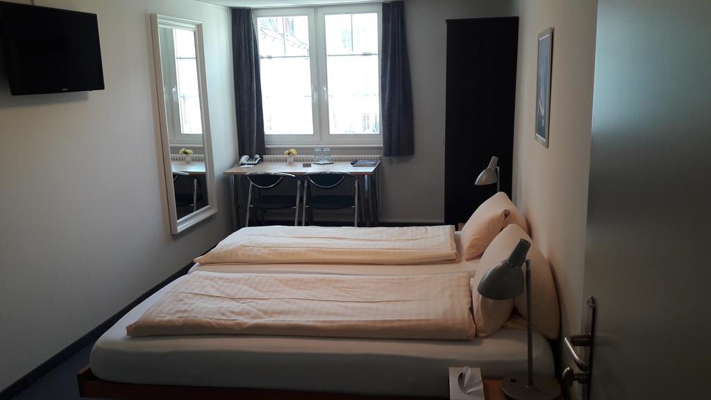 Hotel Untertor By Maier - Self-Check-In อัลท์ชเตทเทน ภายนอก รูปภาพ